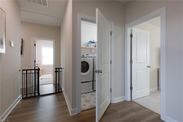 1325 Narrow WAY, Virginia Beach, VA 23451