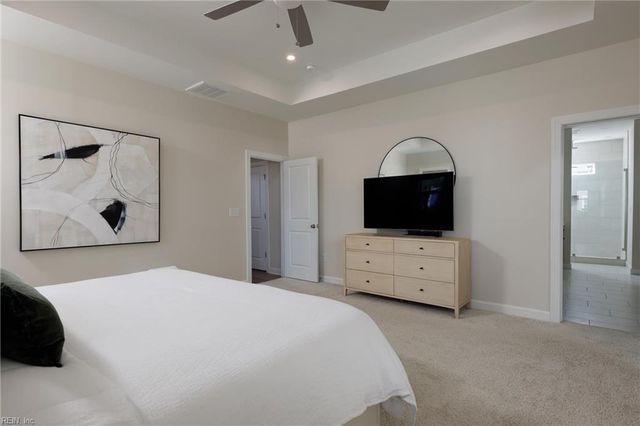 1325 Narrow WAY, Virginia Beach, VA 23451