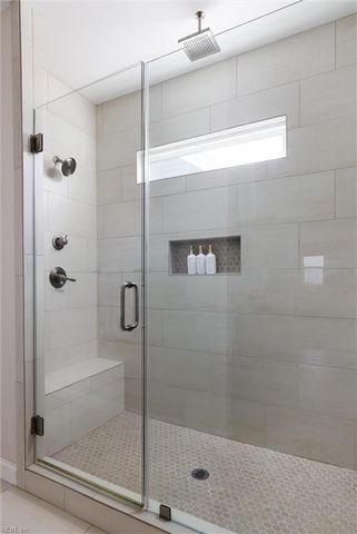 1325 Narrow WAY, Virginia Beach, VA 23451