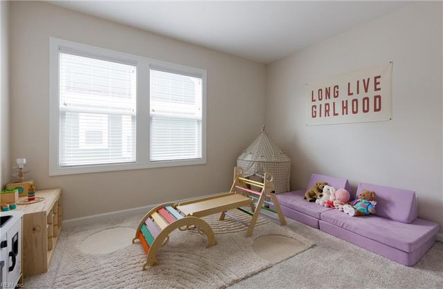 1325 Narrow WAY, Virginia Beach, VA 23451