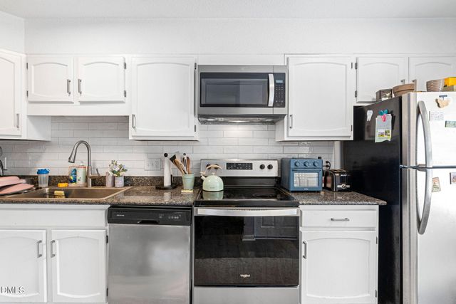 215 Lafayette Road, Raleigh, NC 27604