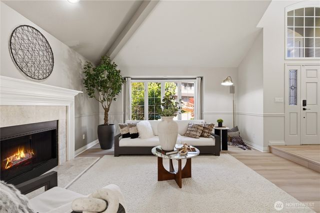 15461 SE 67th St, Bellevue, WA 98006