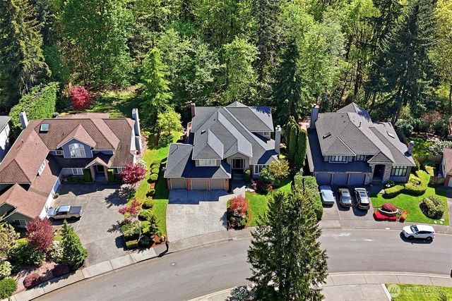 15461 SE 67th St, Bellevue, WA 98006