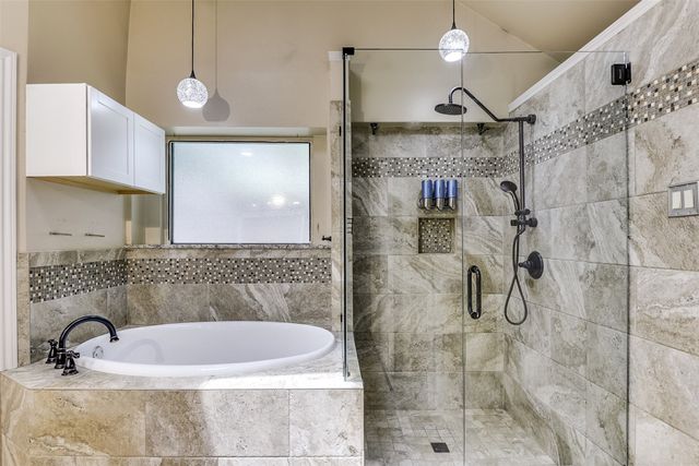 3702 Woodside Drive, Arlington, TX 76016