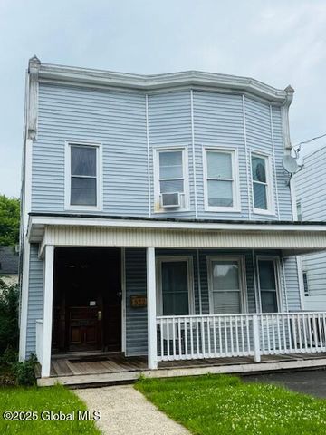 527 Pawling Avenue, Troy, NY 12180