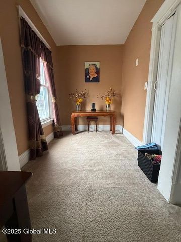 527 Pawling Avenue, Troy, NY 12180