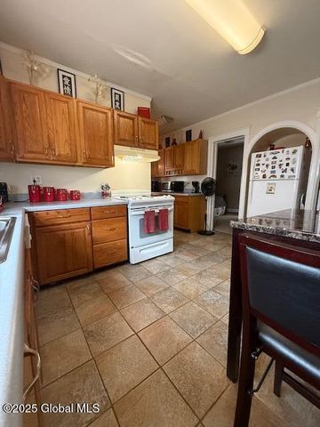 527 Pawling Avenue, Troy, NY 12180