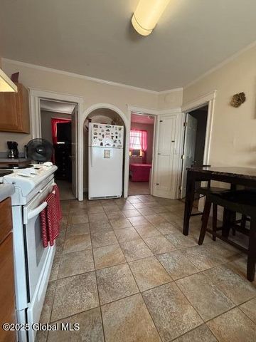 527 Pawling Avenue, Troy, NY 12180