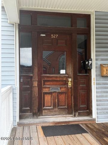 527 Pawling Avenue, Troy, NY 12180