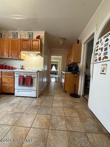 527 Pawling Avenue, Troy, NY 12180