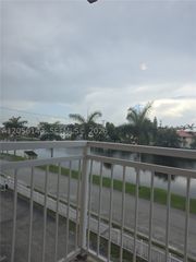 2025 NE 164th St 309, North Miami Beach, FL 33162