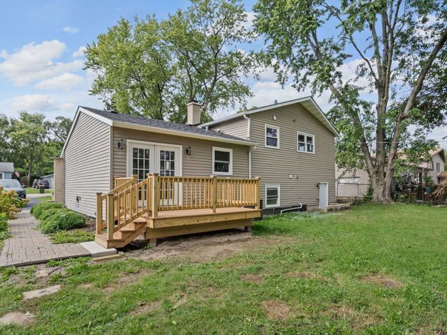 2N579 Diane Avenue, Glen Ellyn, IL 60137