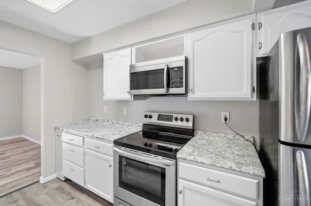 9477 Colegate Way, West Chester, OH 45011