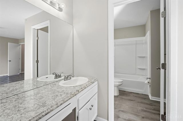 9477 Colegate Way, West Chester, OH 45011