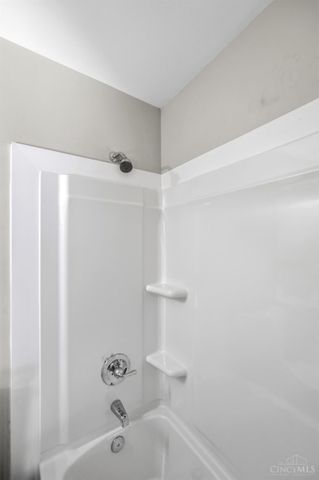 9477 Colegate Way, West Chester, OH 45011