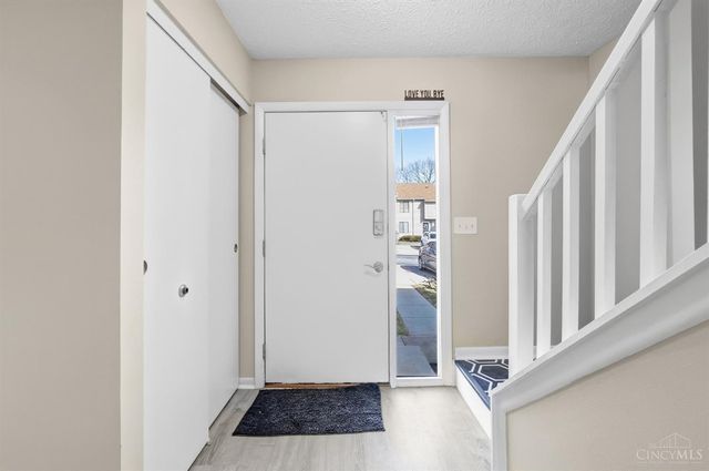 9477 Colegate Way, West Chester, OH 45011