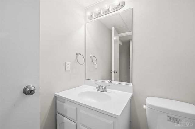 9477 Colegate Way, West Chester, OH 45011