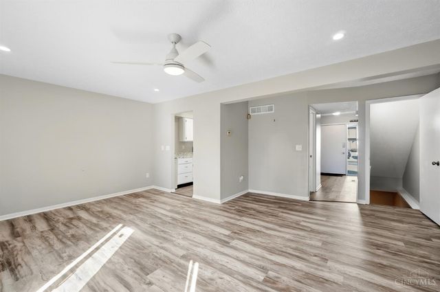 9477 Colegate Way, West Chester, OH 45011