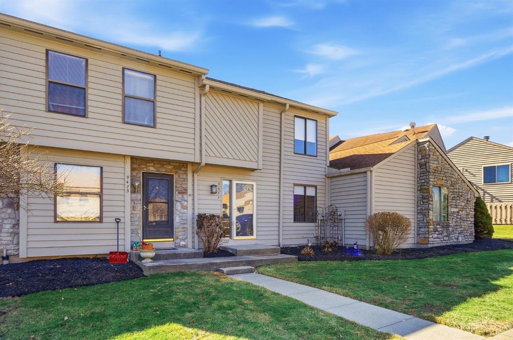 9477 Colegate Way, West Chester, OH 45011