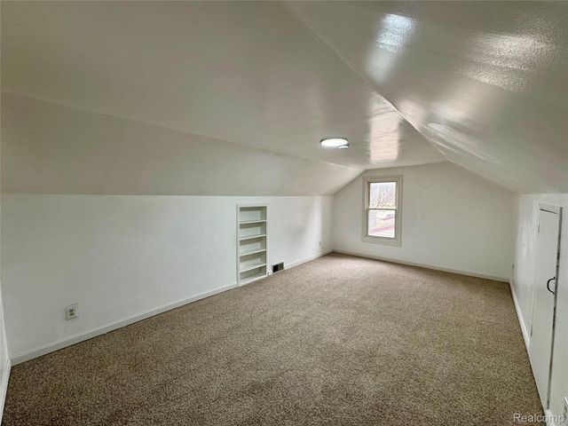 3734 Capitol Avenue, Warren, MI 48091