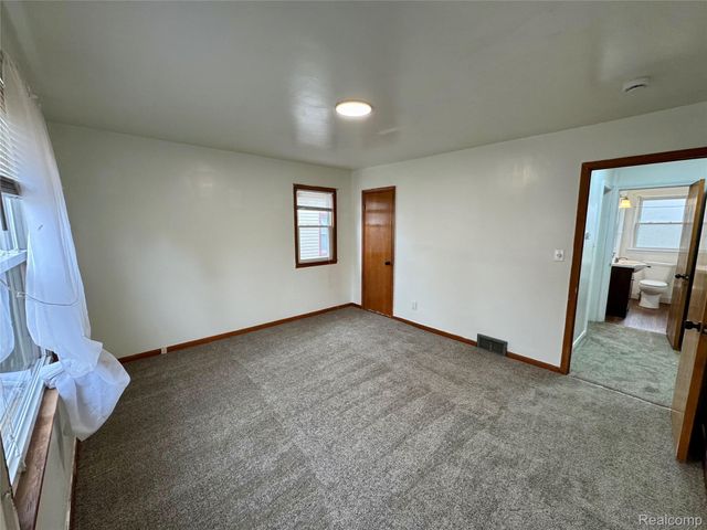 3734 Capitol Avenue, Warren, MI 48091