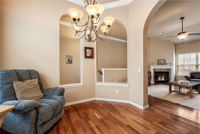 6 Chaucer Drive, Bella Vista, AR 72714