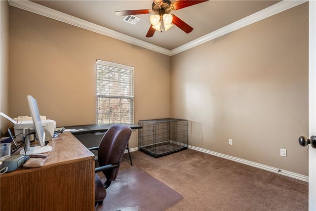 6 Chaucer Drive, Bella Vista, AR 72714