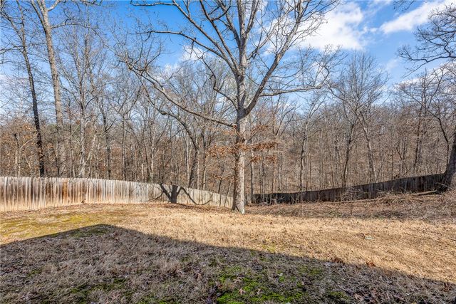 6 Chaucer Drive, Bella Vista, AR 72714