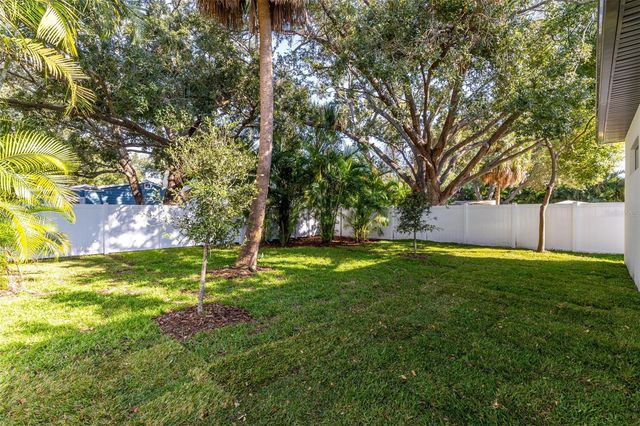 3211 W BALLAST POINT BOULEVARD, Tampa, FL 33611