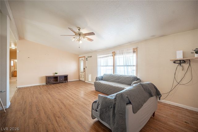 3200 Maple Road, Pahrump, NV 89048