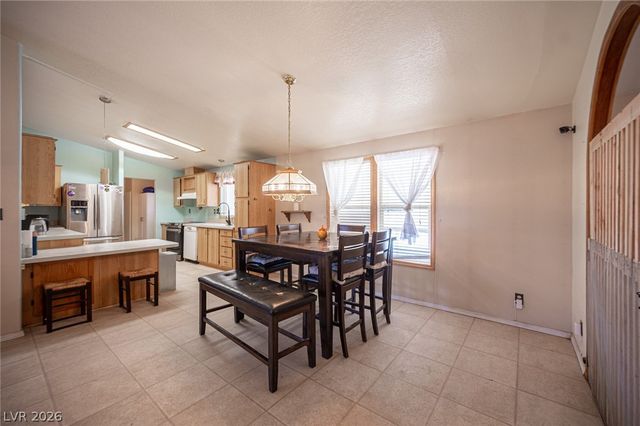 3200 Maple Road, Pahrump, NV 89048