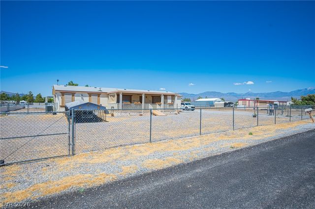 3200 Maple Road, Pahrump, NV 89048