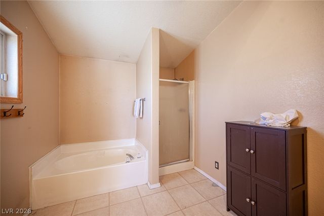 3200 Maple Road, Pahrump, NV 89048
