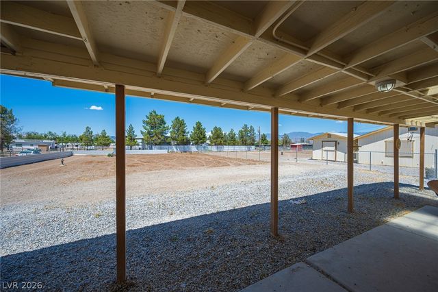 3200 Maple Road, Pahrump, NV 89048