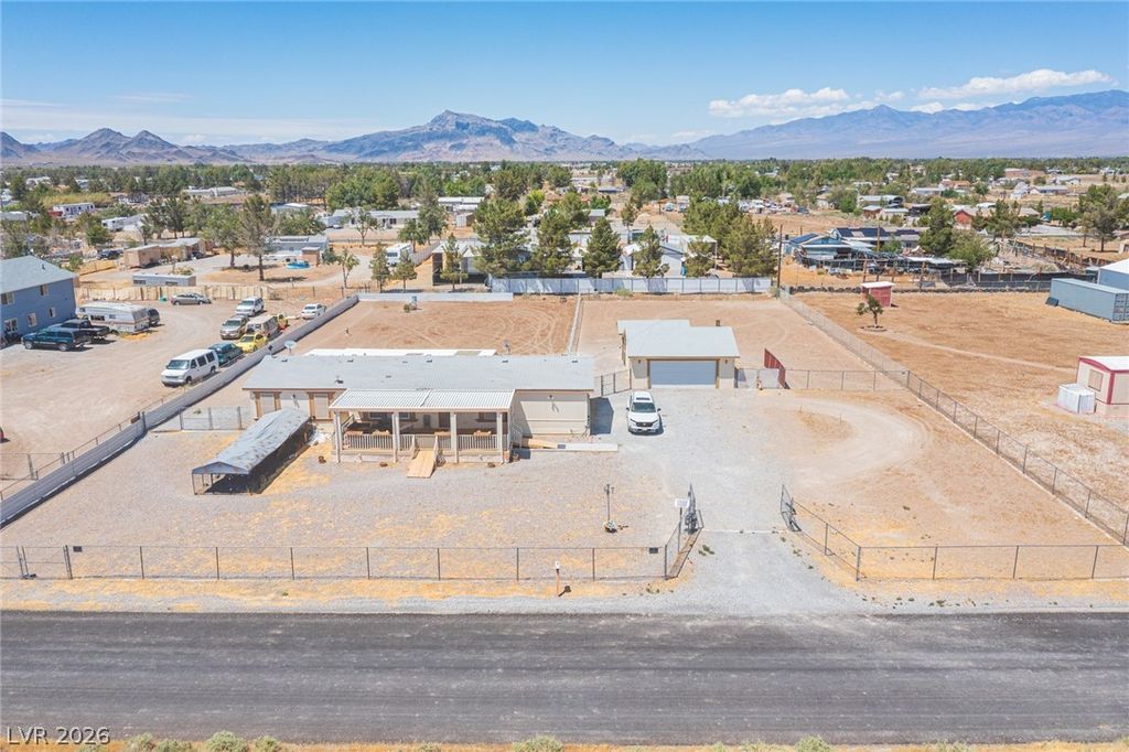 3200 Maple Road, Pahrump, NV 89048