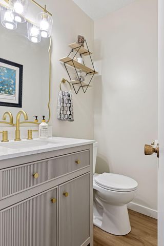 2244 Tower Court, Woodbury, MN 55125