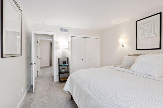 2244 Tower Court, Woodbury, MN 55125