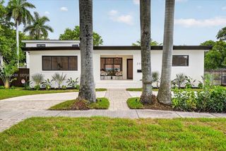 205 NE 123rd St, North Miami, FL 33161