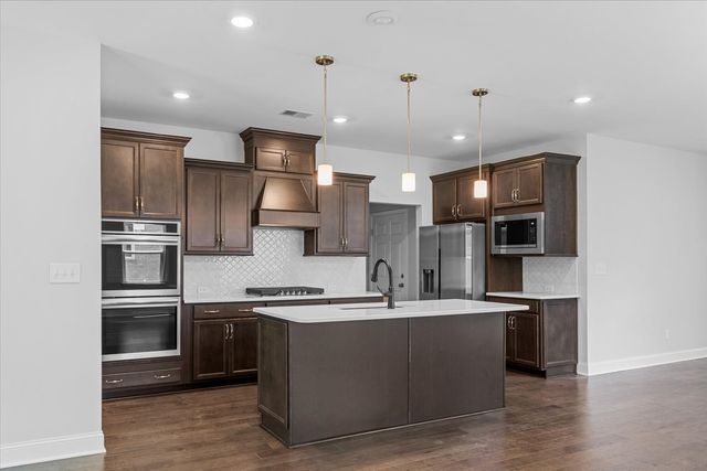 4120 Flowing Creek Dr, Franklin, TN 37064