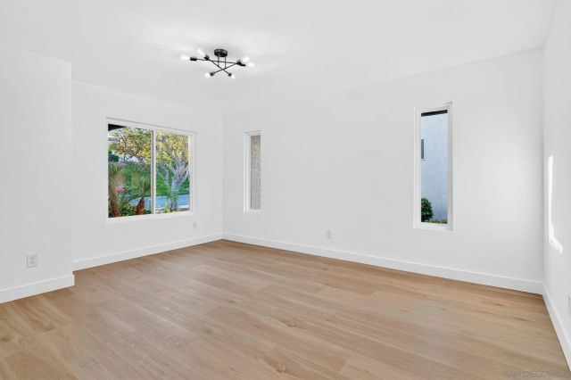 12843 Camino Ramillette, San Diego, CA 92128