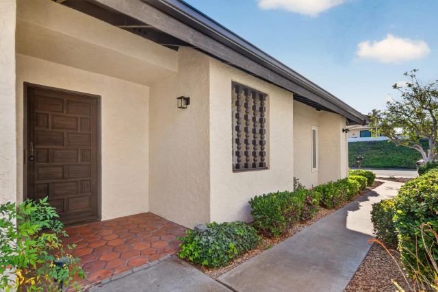 12843 Camino Ramillette, San Diego, CA 92128