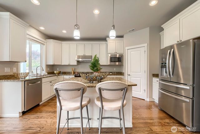 34211 SE Nye Street, Snoqualmie, WA 98065