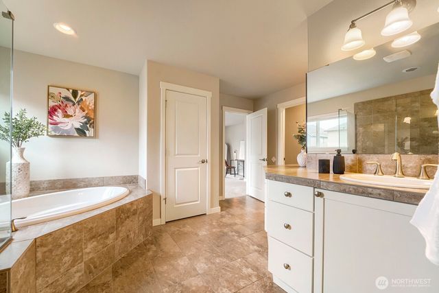 34211 SE Nye Street, Snoqualmie, WA 98065