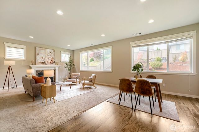 34211 SE Nye Street, Snoqualmie, WA 98065