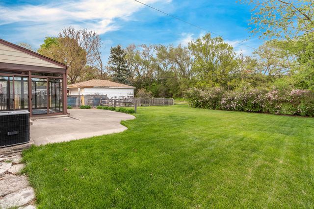 179 N Hampshire Avenue, Elmhurst, IL 60126