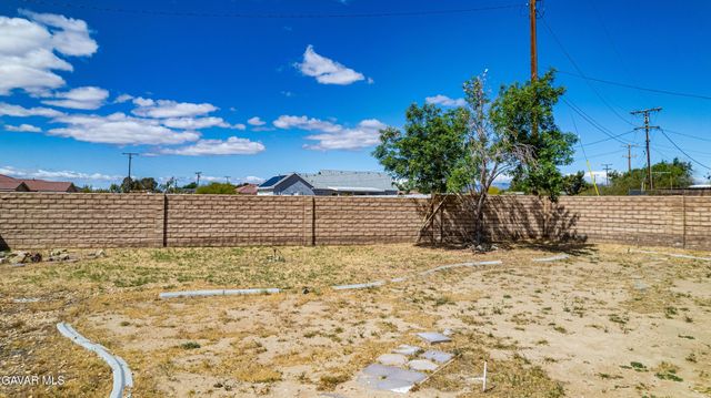 10260 Rea Avenue, California City, CA 93505