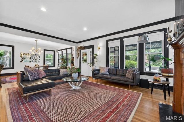 9445 Big Bend Boulevard, Webster Groves, MO 63119