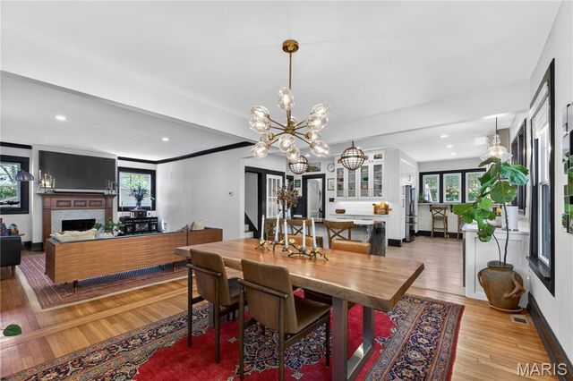 9445 Big Bend Boulevard, Webster Groves, MO 63119