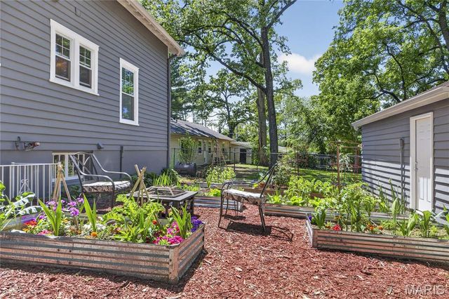 9445 Big Bend Boulevard, Webster Groves, MO 63119