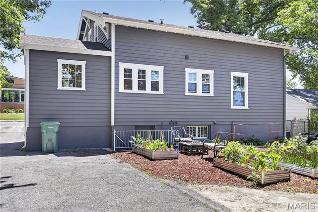 9445 Big Bend Boulevard, Webster Groves, MO 63119